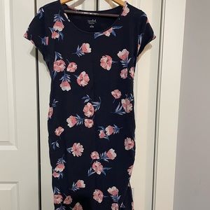Ingrid & Isabel Maternity Dress